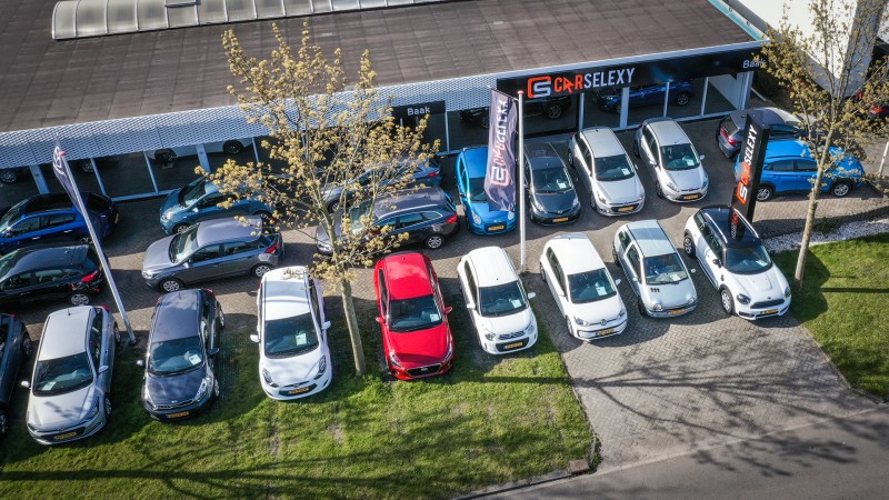 Neem contact op met Carselexy dealer Baak Autocenter uit Alphen aan den Rijn (Zuid-Holland)