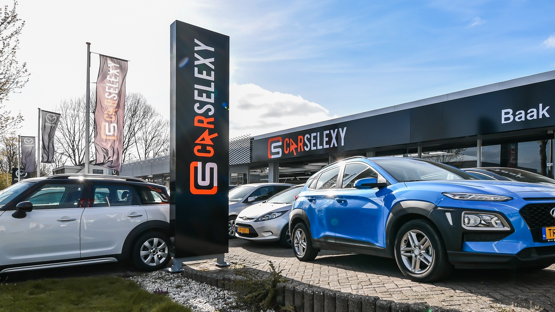 Carselexy dealer Baak Autocenter in Alphen aan den Rijn in de provincie Zuid-Holland