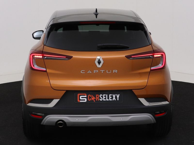 Renault Captur TCE 90PK van CarSelexy dealer Damsté Auto in Nieuwegein
