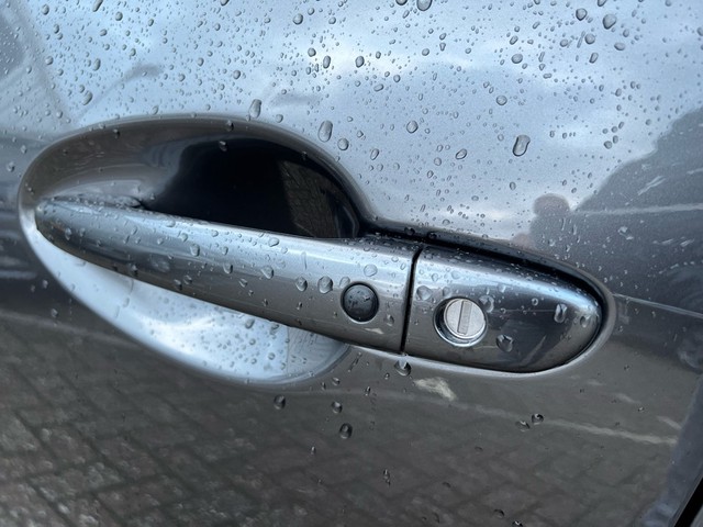 Mazda 2 1.5 Skyact-G Luxury van CarSelexy dealer Baak Autocenter in Alphen aan den Rijn