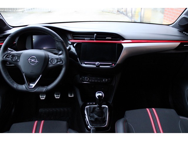 Opel Corsa 1.2 GS Line 100PK Virtual Cockpit van Autobedrijf Roberts Kerketuinen in Den Haag